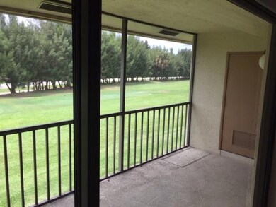 102B Pinecrest Porch