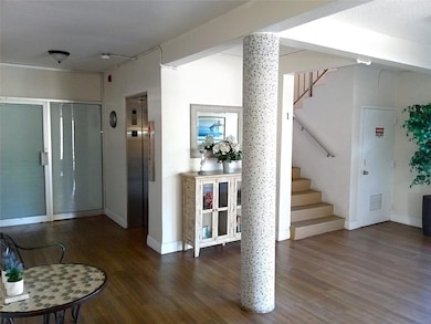 2010 Fillmore St unit 303, Hollywood, FL 33020 - photo 7