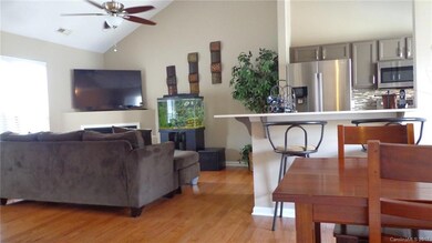 85 Rotunda Cir, Asheville, NC 28806 - photo 7