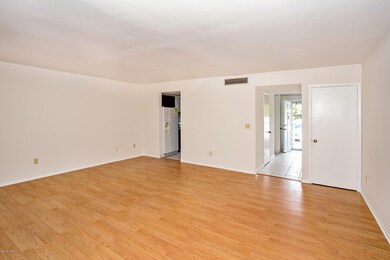 007_Living room