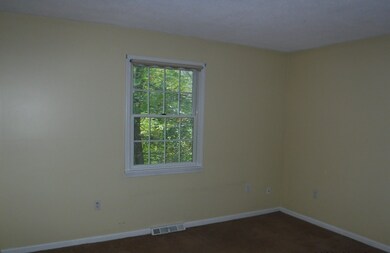 197 Shaker Rd, Enfield, CT 06082 - photo 5