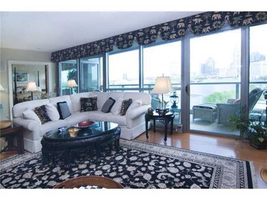 Miranova Condominiums unit 1020, Columbus, OH 43215 - photo 6