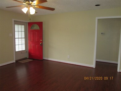 4309 Haygood St, Houston, TX 77022 - photo 5