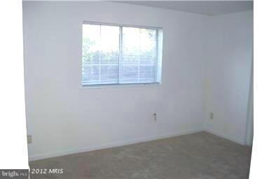 9298 Cardinal Forest Ln unit 101, Lorton, VA 22079 - photo 7