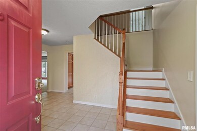 5212 N Rothmere Dr, Peoria, IL 61615 - photo 4