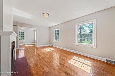 Hommati.com-1913_Union_St_NY-09-04-2022-