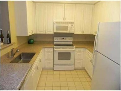 175 Cottage St unit 205, Chelsea, MA 02150 - photo 5