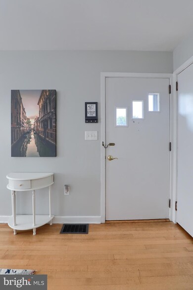 737 School Ln, New Holland, PA 17557 - photo 6