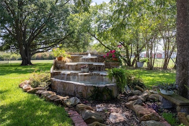 900 N 37th St, Corsicana, TX 75110 - photo 2