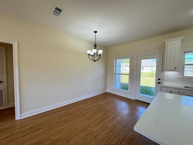 83 E Bartlet Way, Hattiesburg, MS 39402 - photo 4