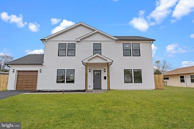 12 Stonybrook Dr unit E, Levittown, PA 19055 - photo 2