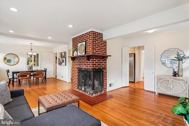 941 N Mckinley Rd, Arlington, VA 22205 - photo 3