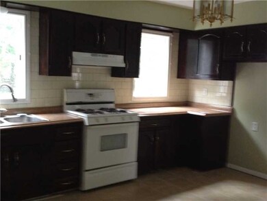 14 Rose St, Cranston, RI 02920 - photo 4