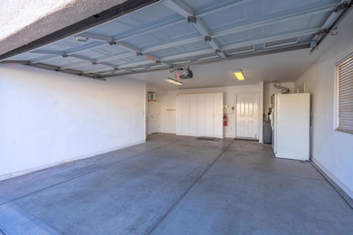 3423 Red Butte Dr-007