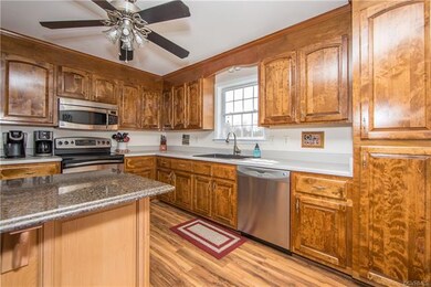 17149 Loving Union Rd, Disputanta, VA 23842 - photo 4