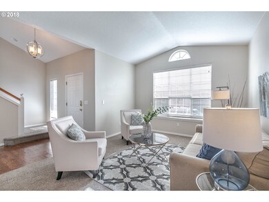 15337 SE Thornbridge Dr, Clackamas, OR 97015 - photo 5