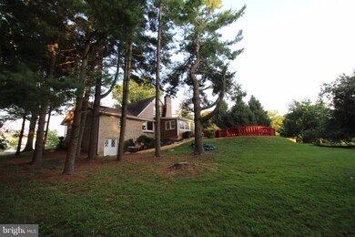 17737 Silcott Springs Rd, Purcellville, VA 20132 - photo 2