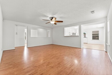 29338 Legends Green Dr, Spring, TX 77386 - photo 7