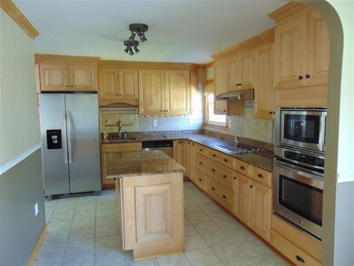 100 Sunset Dr, Saint Johnsbury, VT 05819 - photo 7