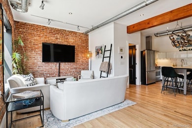 2524 Champa St unit 4, Denver, CO 80205 - photo 5