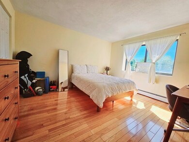 32 Whites Ave unit D33, Watertown, MA 02472 - photo 4