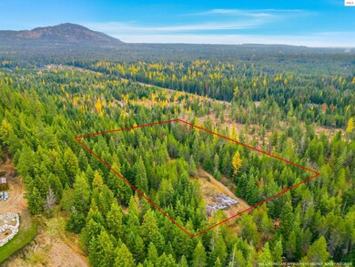 All property lines are appx. in the photos.