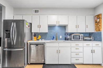 7924 Royal Ln unit 106, Dallas, TX 75230 - photo 5