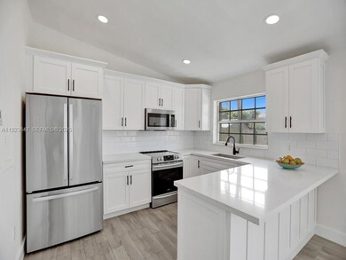 13529 SW 62nd St unit 5, Miami, FL 33183 - photo 3