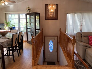 11 Magnolia St, Pawtucket, RI 02860 - photo 5