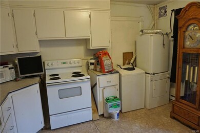 384 W Washington St, Allentown, PA 18102 - photo 5