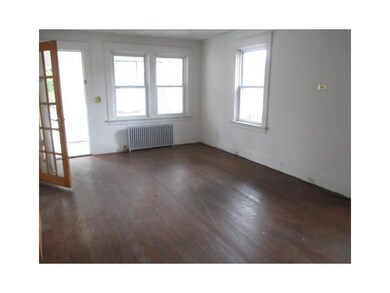 10 Spicer St, Providence, RI 02905 - photo 2