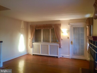 7227 Pine St, Upper Darby, PA 19082 - photo 6