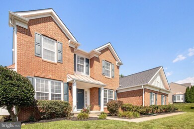 14936 Honey Locust Ct, Woodbridge, VA 22193 - photo 4