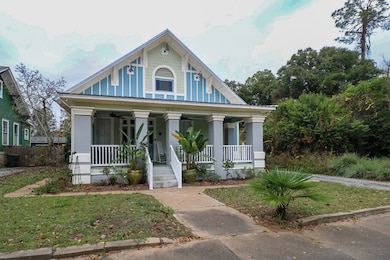 526 Academy St, Bainbridge, GA 39819 - photo 2