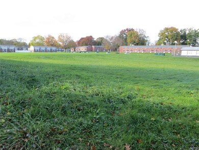 E Broadway 1.5 acres