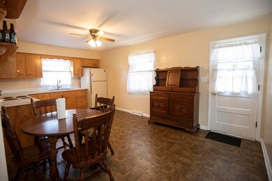 1004 Riverside Dr, Harrodsburg, KY 40330 - photo 6