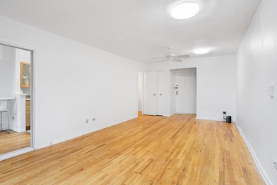 63-95 Austin St unit 2C, Rego Park, NY 11374 - photo 3