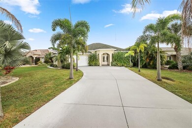 Long recently sealed driveway, plenty of parking.