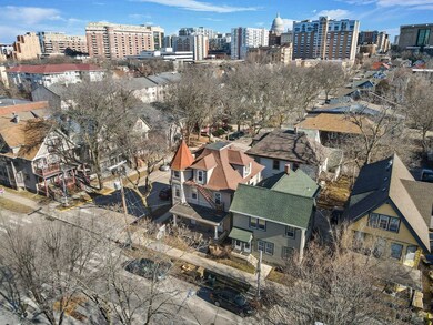201 S Bassett St, Madison, WI 53703 - photo 4