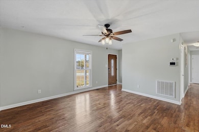 7302 Avalon Dr, Fayetteville, NC 28303 - photo 3