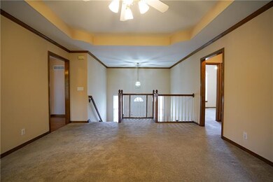 1609 Tyler Dr, Raymore, MO 64083 - photo 3