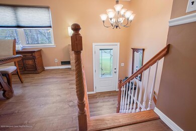 91 Darien Rd Howell Township-large-004-0