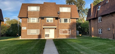 8145 Ogden Ave unit 3N, Lyons, IL 60534 - photo 2