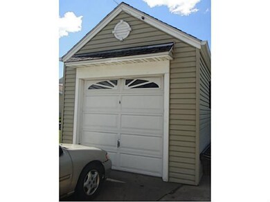 Parking Lot/Garage