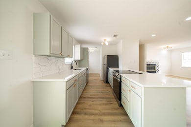 1630 S Donaghey Ave, Conway, AR 72034 - photo 6