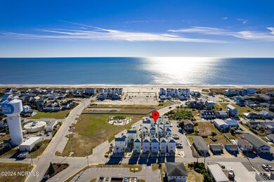 Atlantic Beach home near The Circle