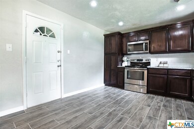 403 Williams St, Copperas Cove, TX 76522 - photo 7