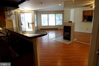 4026 Chetham Way unit 19, Woodbridge, VA 22192 - photo 5