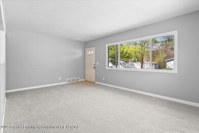 2119 Ferrol St, Lansing, MI 48910 - photo 5