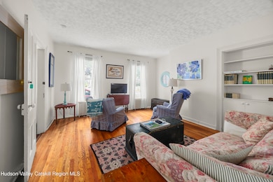 823 Warren St, Hudson, NY 12534 - photo 5